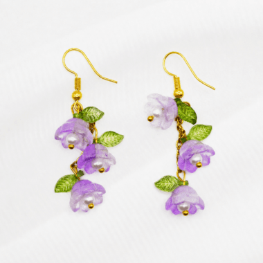 Oorhangers met 3 paarse bloemen